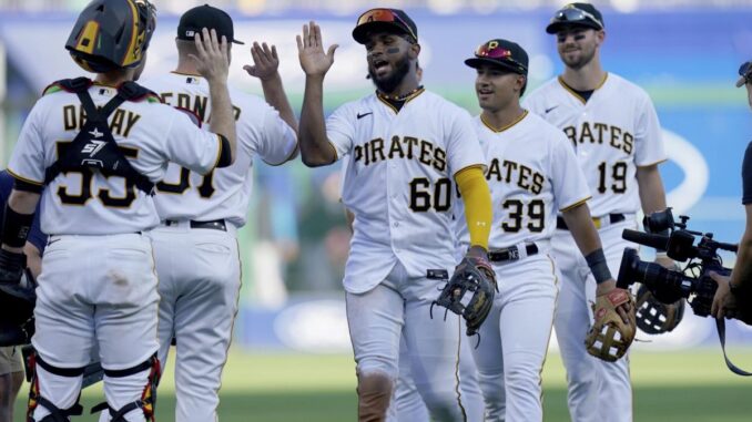 S_Pirates_AP-1200x800